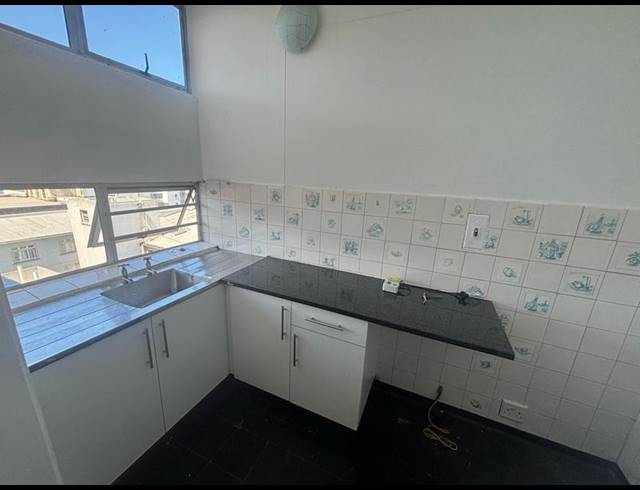 1 BEDROOM PROPERTY TO RENT IN NORTH BEACH